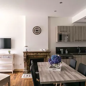https://residence-le-xv.midi-pyreneeshotels.com